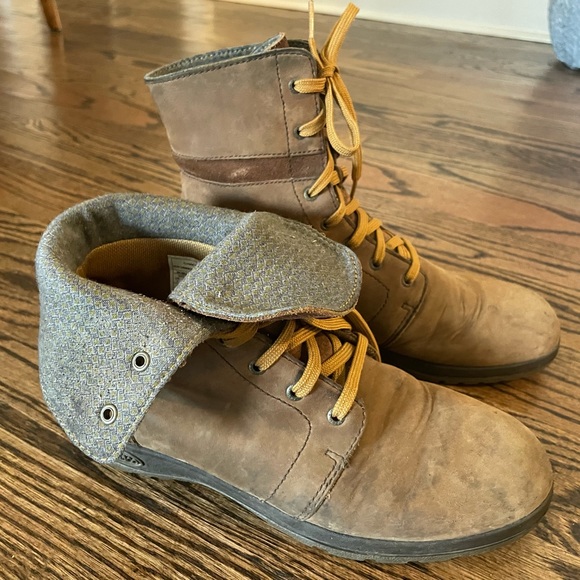 Chaco lace-up boots - Picture 3 of 7